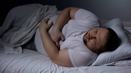 Dormir poco engorda: La ciencia explica por qué