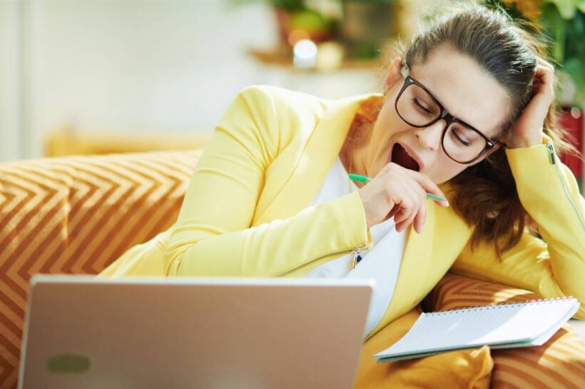 ¿Por qué nos da tanto sueño durante el día?