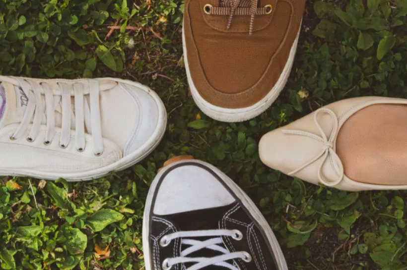 ¿Por qué despojarse de los zapatos al ingresar a casa es clave para tu salud?
